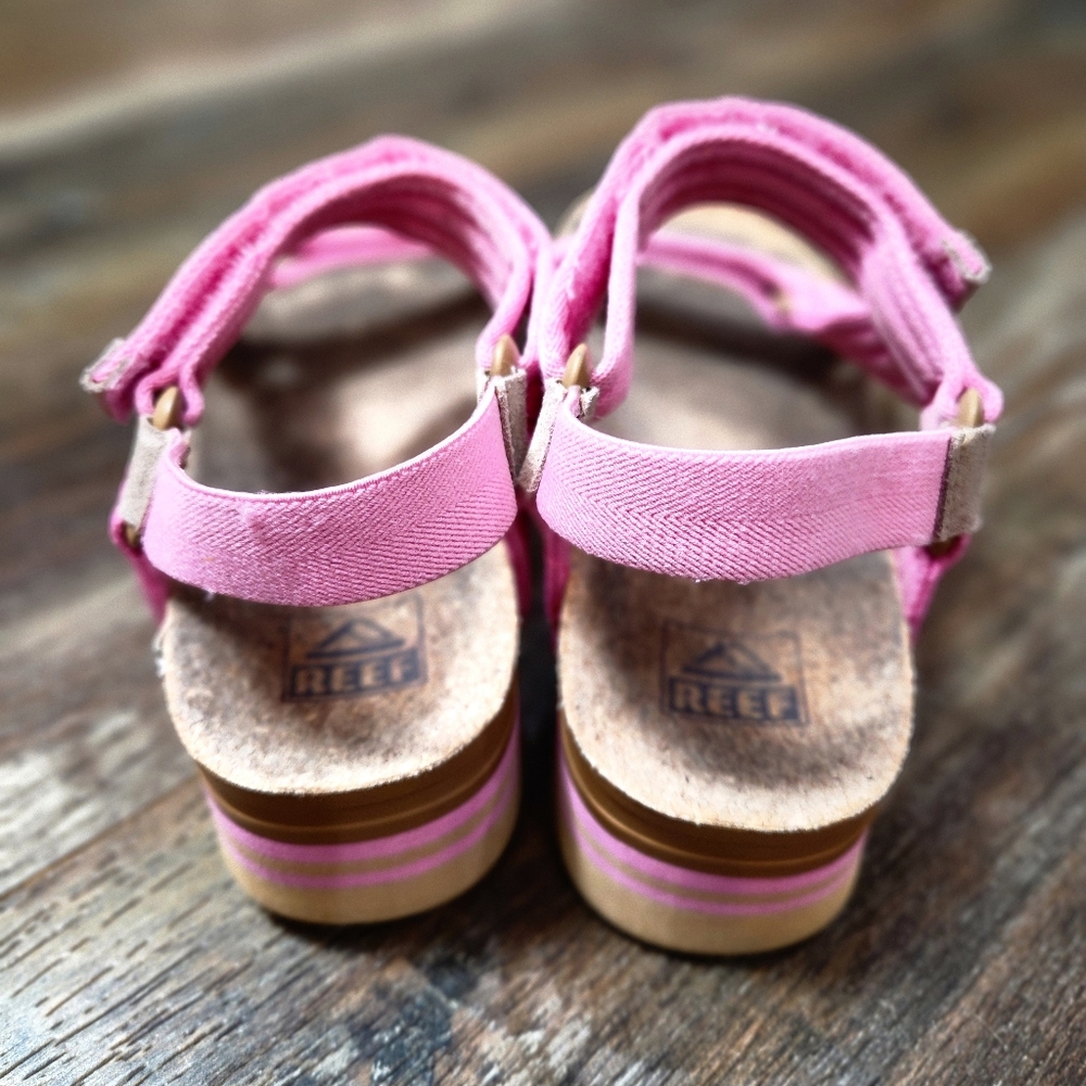 Reef Cushion Rem Hi Sandals in Malibu Pink 9 - Picture 5 of 7